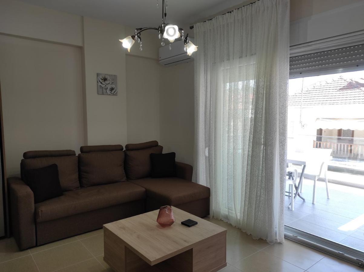 Nastazia Apartment เนอาเปรามอส ภายนอก รูปภาพ