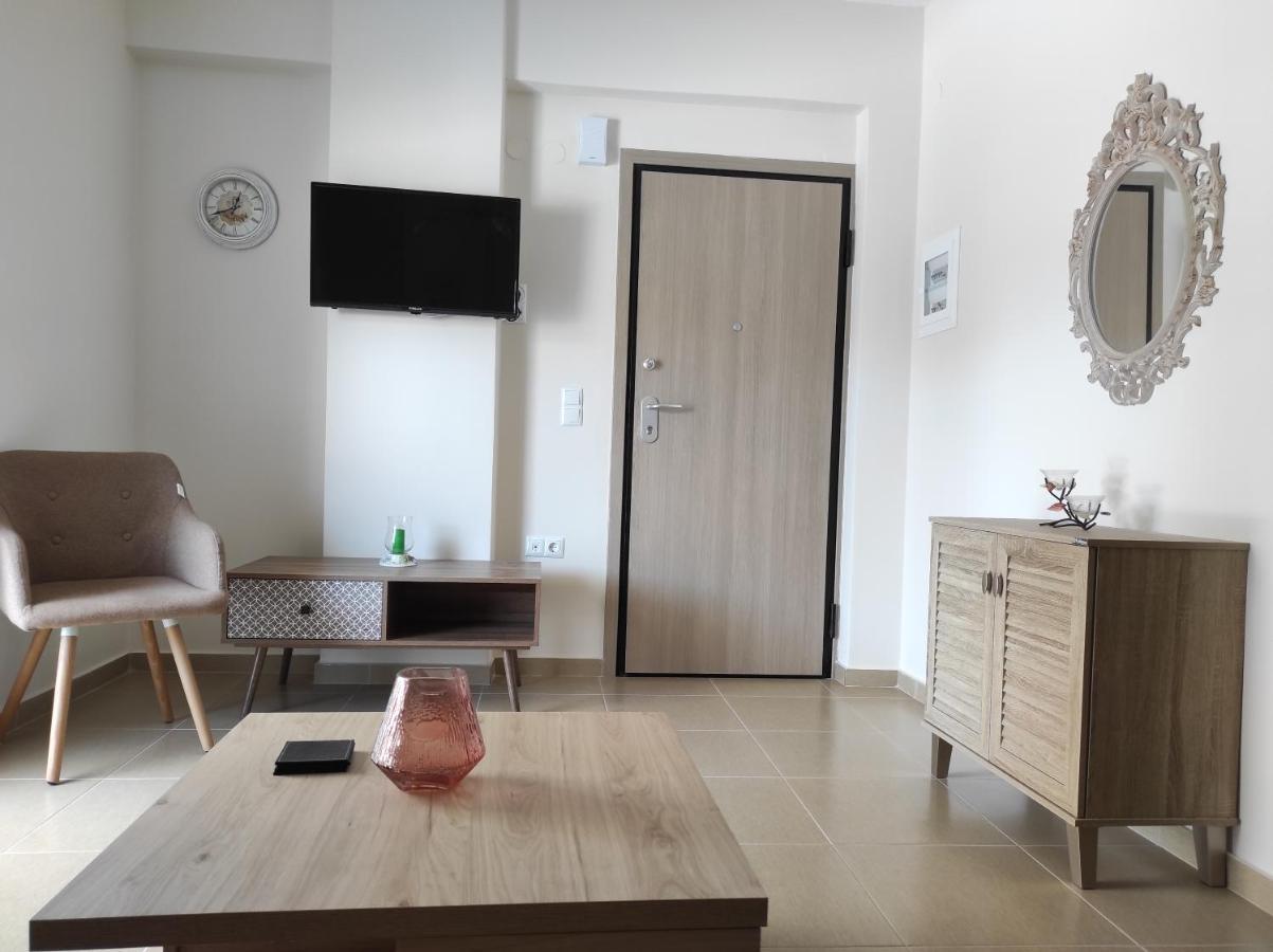 Nastazia Apartment เนอาเปรามอส ภายนอก รูปภาพ