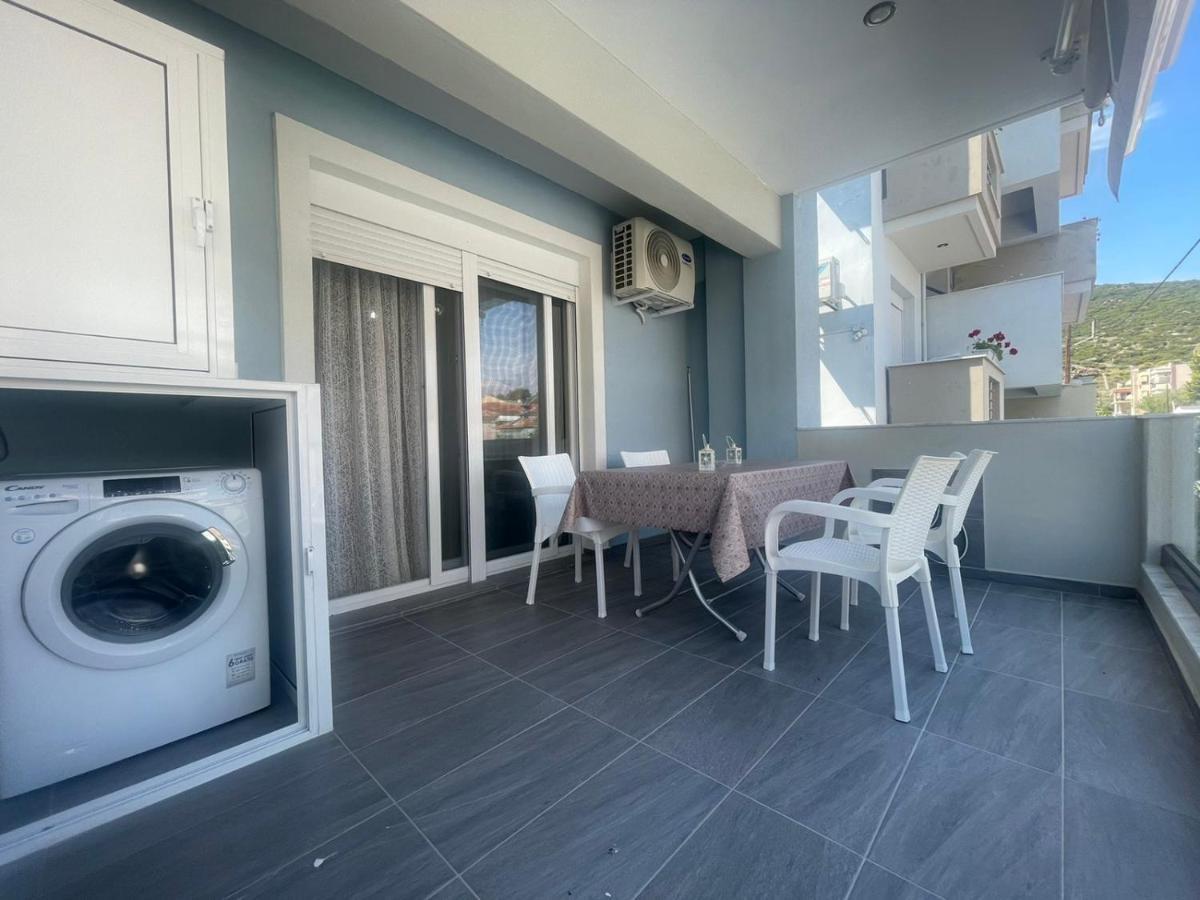 Nastazia Apartment เนอาเปรามอส ภายนอก รูปภาพ